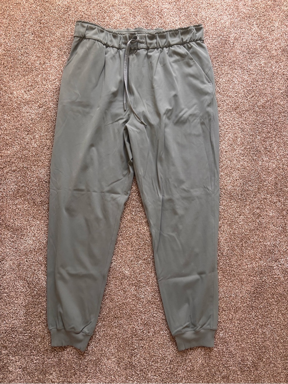 lululemon women’s joggers